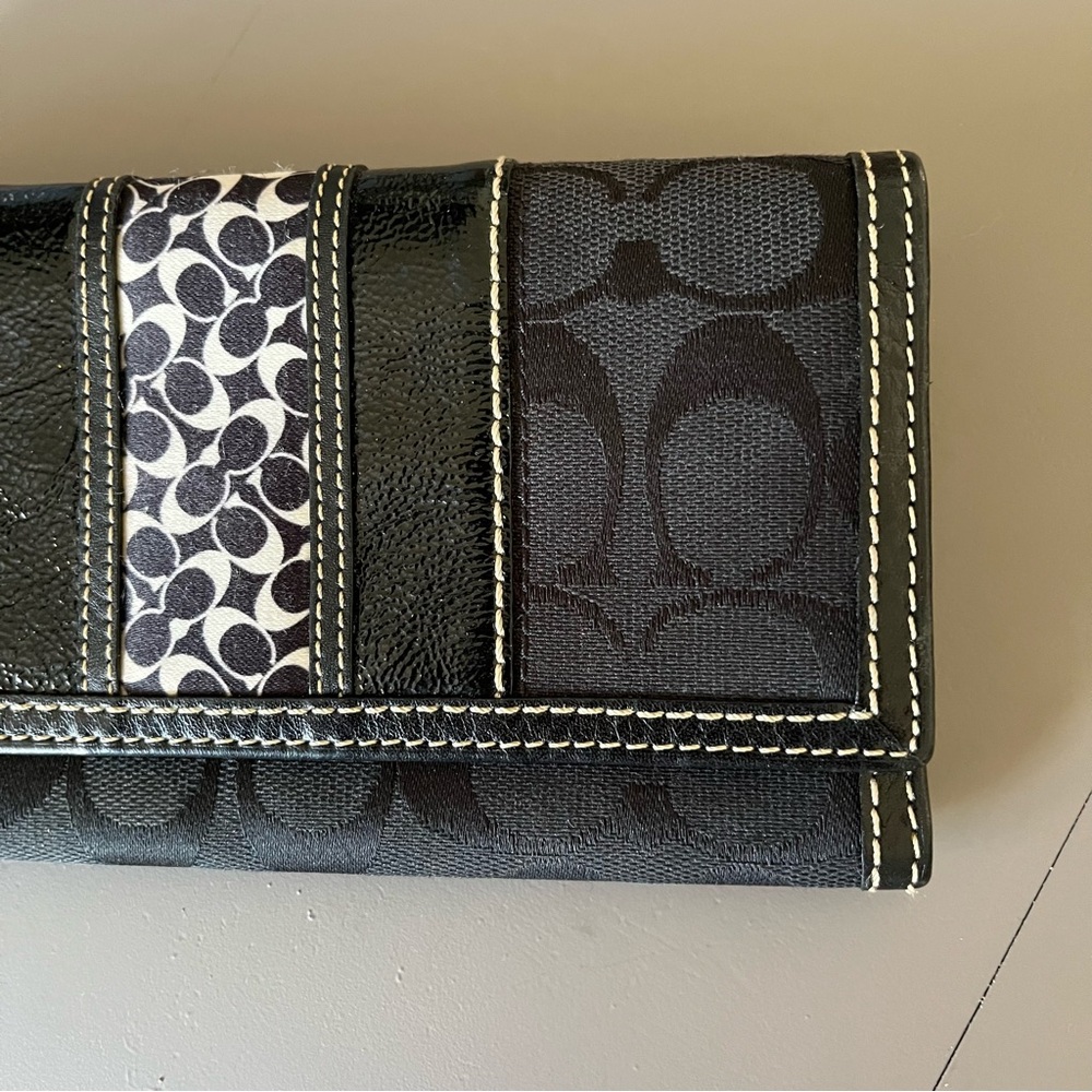 Vintage Coach Signature C Canvas Leather Long Trifold Wallet Black Logo Y2K Vtg - Picture 3 of 16